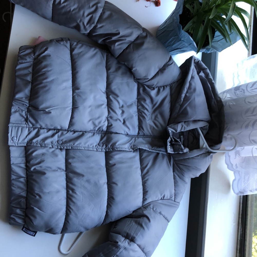 Missguided Gray Puffer - Picture 4 of 4